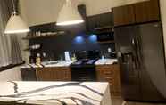 Others 7 424 Gold Way-Apt. 302