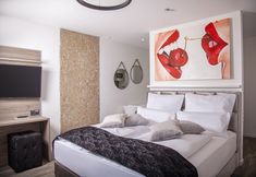 อื่นๆ 5 The Faces Berlin