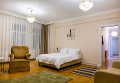 Others 7 Avlu Tophane