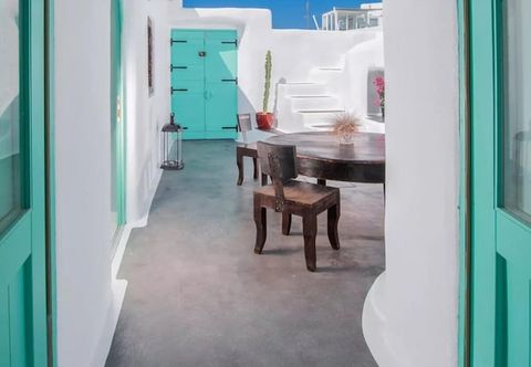 Others Two Bedroom Villa With Private Indoor Cave Pool