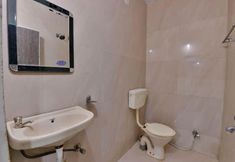 Others 5 Goroomgo New  Crown Indore