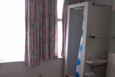 Lain-lain Logies Grenadine