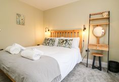 Others 4 The Cart House