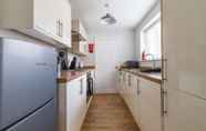 Lain-lain 4 East House, 3 Bedroom, Stakeford