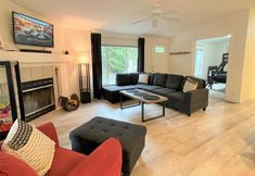 Others 4 Nanook Haus