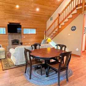 Exterior1麋鹿屋飯店,刘易斯县飯店