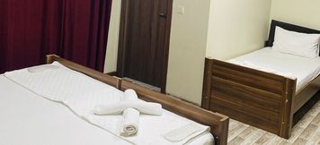 Khác 4 Metatron Suit Hotel