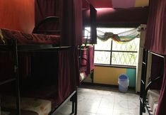 อื่นๆ 4 In The Wind Hostel And Guesthouse