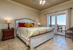 Others 2 Keywester - Beachfront! Pet Friendly! Sit On The Back Deck And Listen To The Waves Crash. 4 Bedroom Home by RedAwning