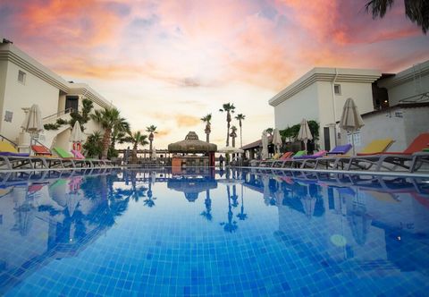 Lain-lain Zuzuu Beach Hotel