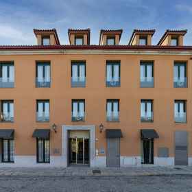 Primary image 1 Hotel AR Isabel de Farnesio, Lastras del Pozo Hotels