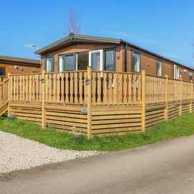 Primary image 1 버치 로지, Gresgarth Hall Gardens 호텔