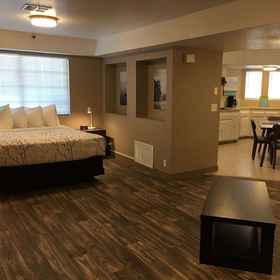 Primary image 1 Rancho San Diego Inn & Suites, Hotel San Diego County