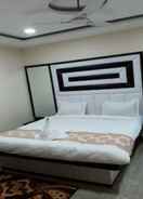 Room Goroomgo Z Square Aurangabad