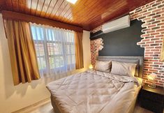 其他 6 Old Town Famous Aparts