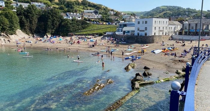 Others Homely 2-bed Apartment in Combe Martin