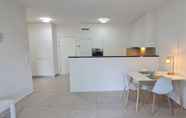Others 4 Central Brand New Apartment With Private Parking