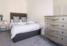 기타 7 Meneage House