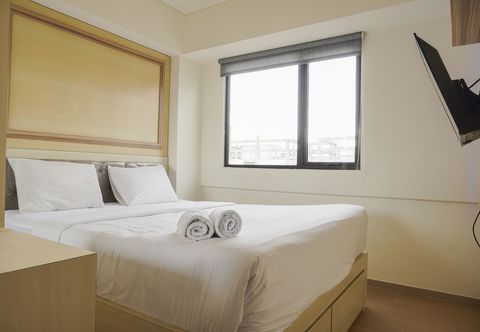 Others Comfort 1Br With Working Room At Meikarta Apartment