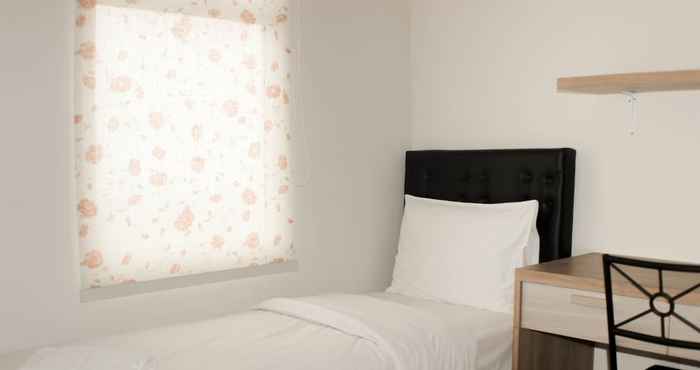 Khác Comfy And Spacious 2Br At Springlake Summarecon Apartment Bekasi