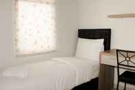 Khác Comfy And Spacious 2Br At Springlake Summarecon Apartment Bekasi