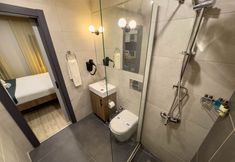 Others 5 Le Port Karaköy