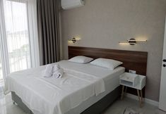 Others 3 Naturel Stone Villalari