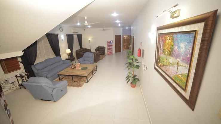 Book Four Square by WI Karachi Hotel Online at best rates - Fly