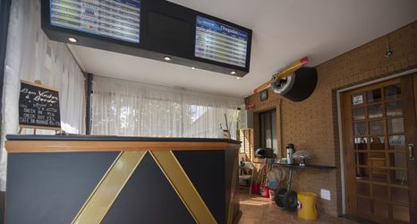 อื่นๆ 2 Constellation Lodge