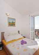 Imej utama Cozy 1 Bedroom Apartment in Makarska