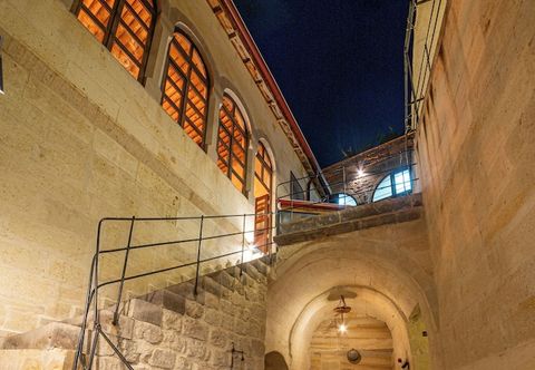 Khác Kapalos Cave Hotel