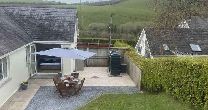 Lainnya Beautiful 2 Bed Bungalow in Laugharne Situated