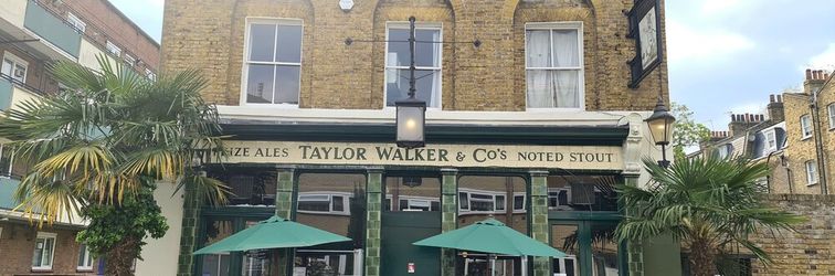 Others The Greenwich Pensioner