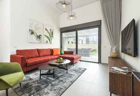 อื่นๆ Magnificent Achziv Beach Apt in Nahariya