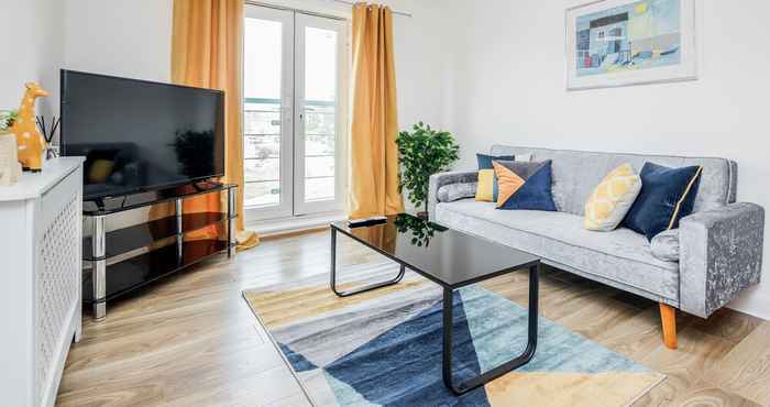 Lainnya Bright and Cozy 2-bed Apartment in Dagenham