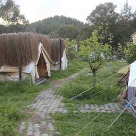 Primary image1Fark Edenler 露營&房車&平房,达拉曼机场飯店