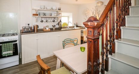 Lain-lain 2 Church House