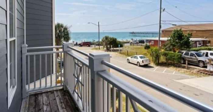 Others Kure Beach Villa - Enjoy Three Levels Of Luxury! Outdoor Pool And Garage Parking! 2 Bedroom Townhouse by Redawning