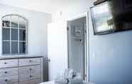 Lainnya 2 Hoot's Hideaway - Cute And Cozy. Close To Everything Carolina Beach Has To Offer. 1 Bedroom Condo by Redawning