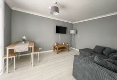 Others 5 Beautiful Modern & Contemporary Home Close to City