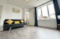 Others Worksop Newly Refurbished 3-bedroom House