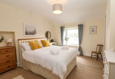 Others 3 4 Alma Road