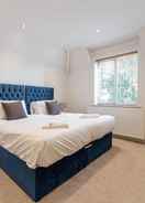 Room Spacious 3 Bedroom House 10 Mins to Birmingham City Centre