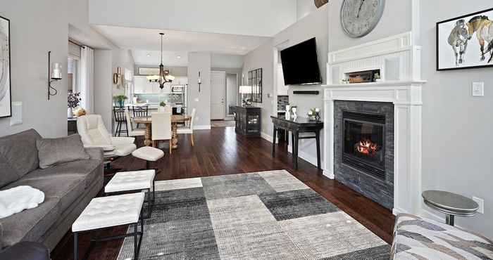 Lainnya Village 62 Gorgeous Remodeled Townhouse With Firepit on the Backyard by Redawning