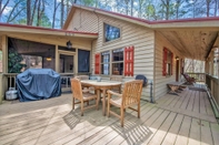 Lain-lain Bear Hug Lodge - Charming Cabin in Coosawattee River Resort - Pet Friendly