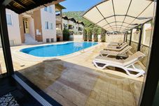 其他 Belmaris apartments