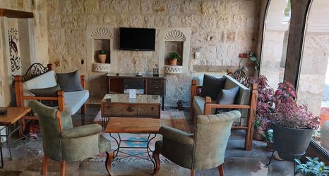 Others 2 Sarnich Cave Suites