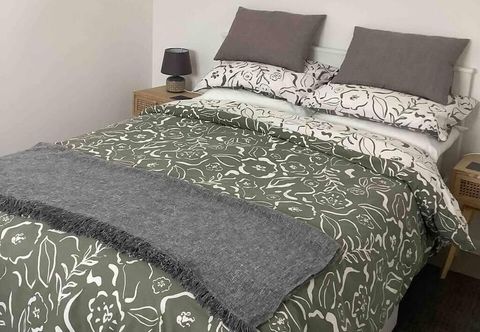 Others 1 Bed Chalet in Bude - Parking & Wifi