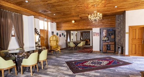 Lain-lain 2 WOO Town Suites