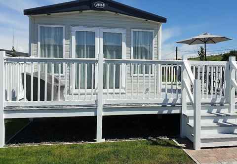 Others The Sea Breeze - Captivating Caravan in Camber